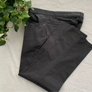 ROHM dark gray men's jeans.  Size 36 x 29.